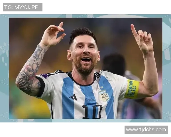 小杨心目中的足球明星是谁他为何如此崇拜这位传奇球员